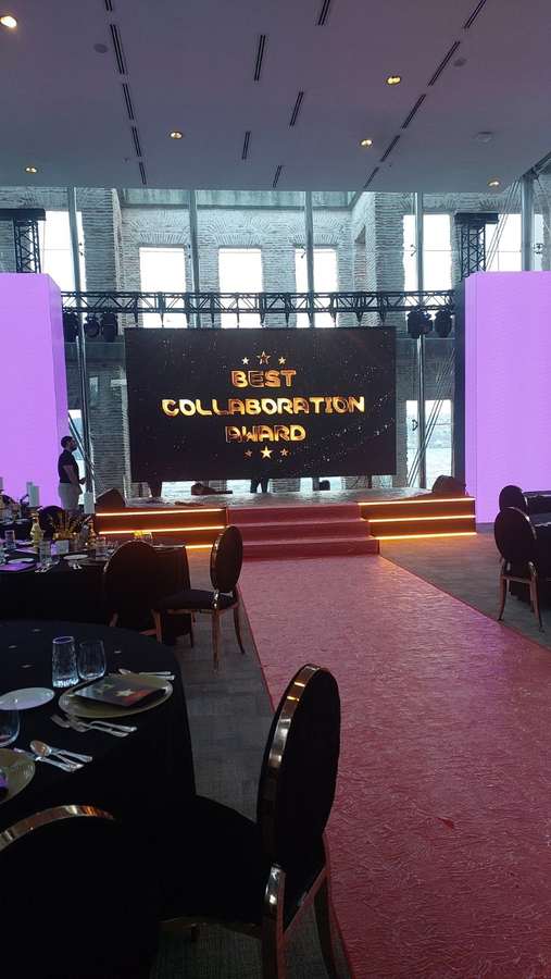 Award stage design